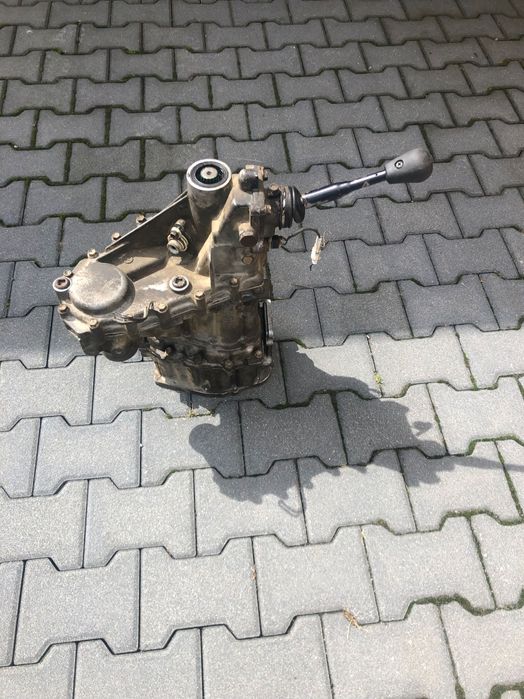 Reduktor suzuki vitara 2.0 16 v, na czesci.