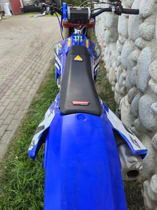 Yamaha yzf 450 (2015)