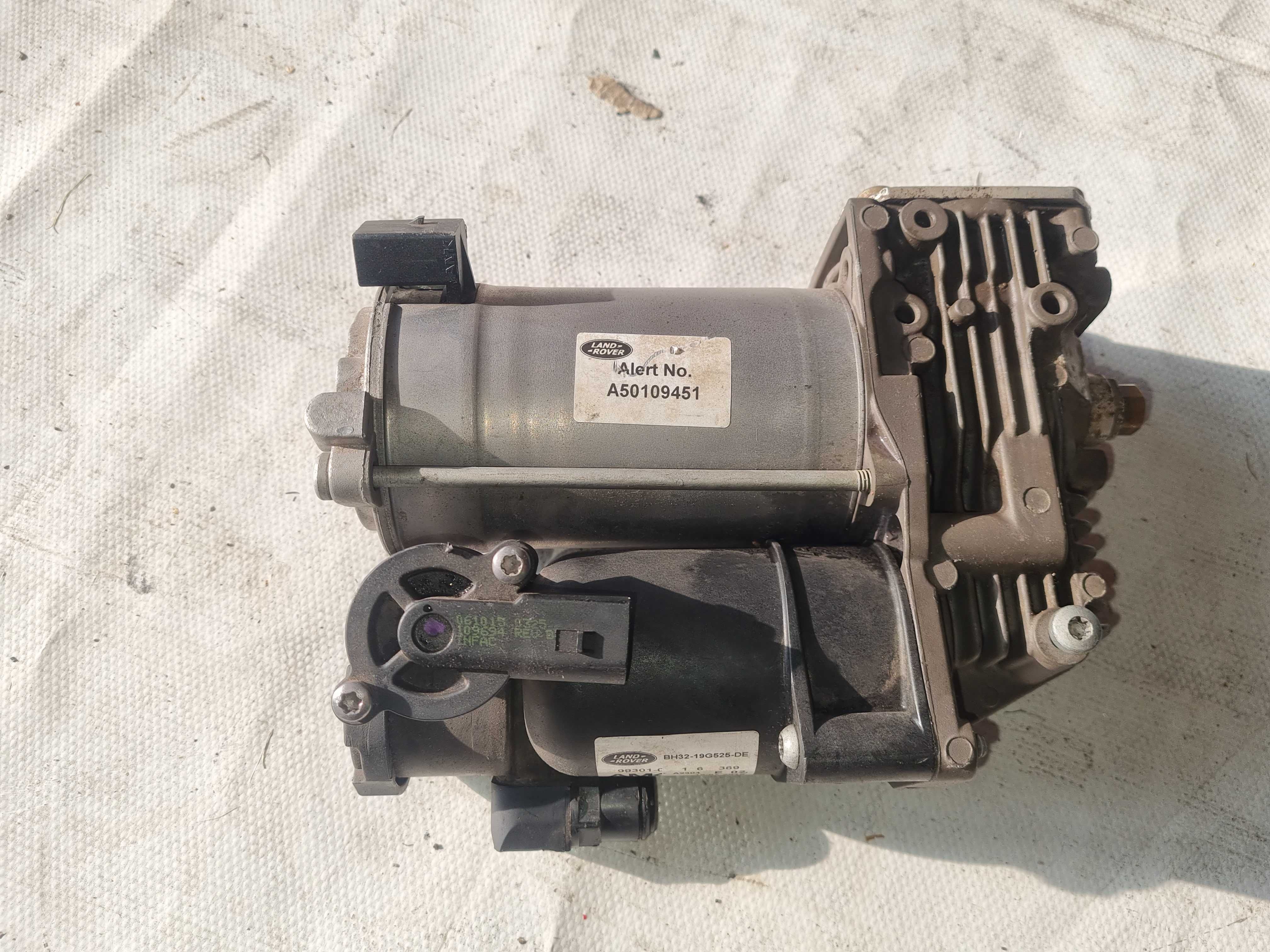 Kompresor zawieszenia Discovery IV 10-16, RANGE ROVER SPORT 10-13