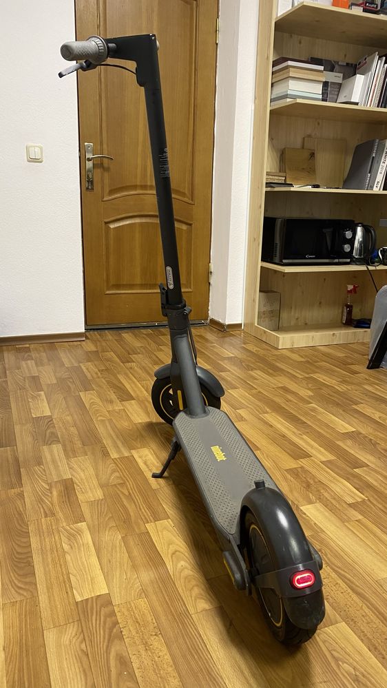 Самокат Ninebot KickScooter MAX