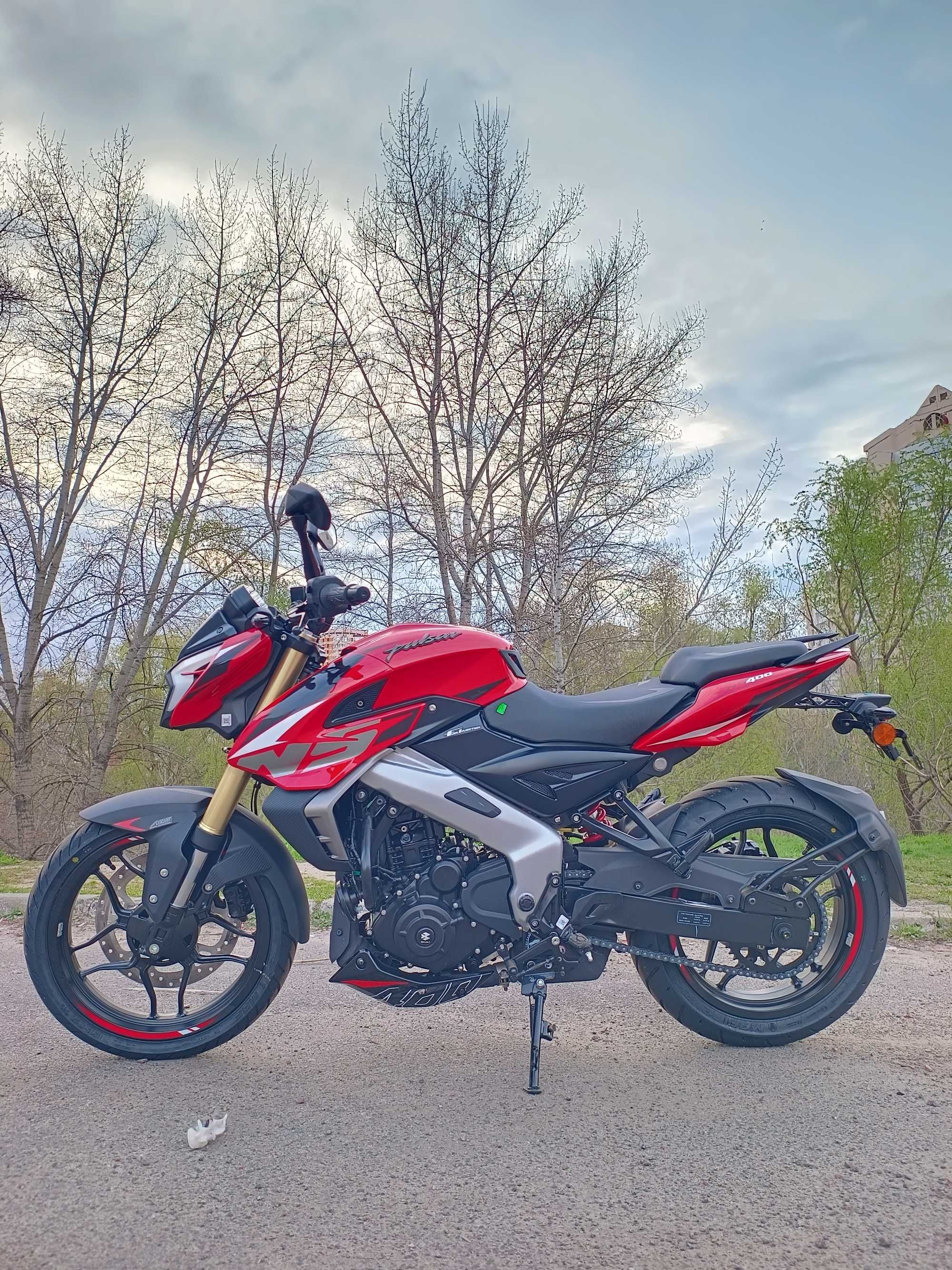 Bajaj Pulsar NS 400,  НОВИНКА від відомого Індійського виробника.