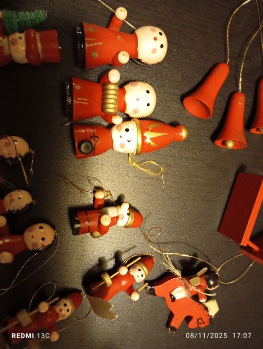 Miniaturas de bonecos de natal