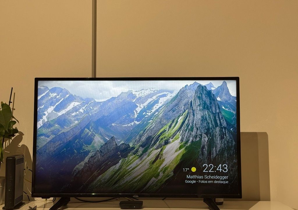 Smart TV 43" Electronia