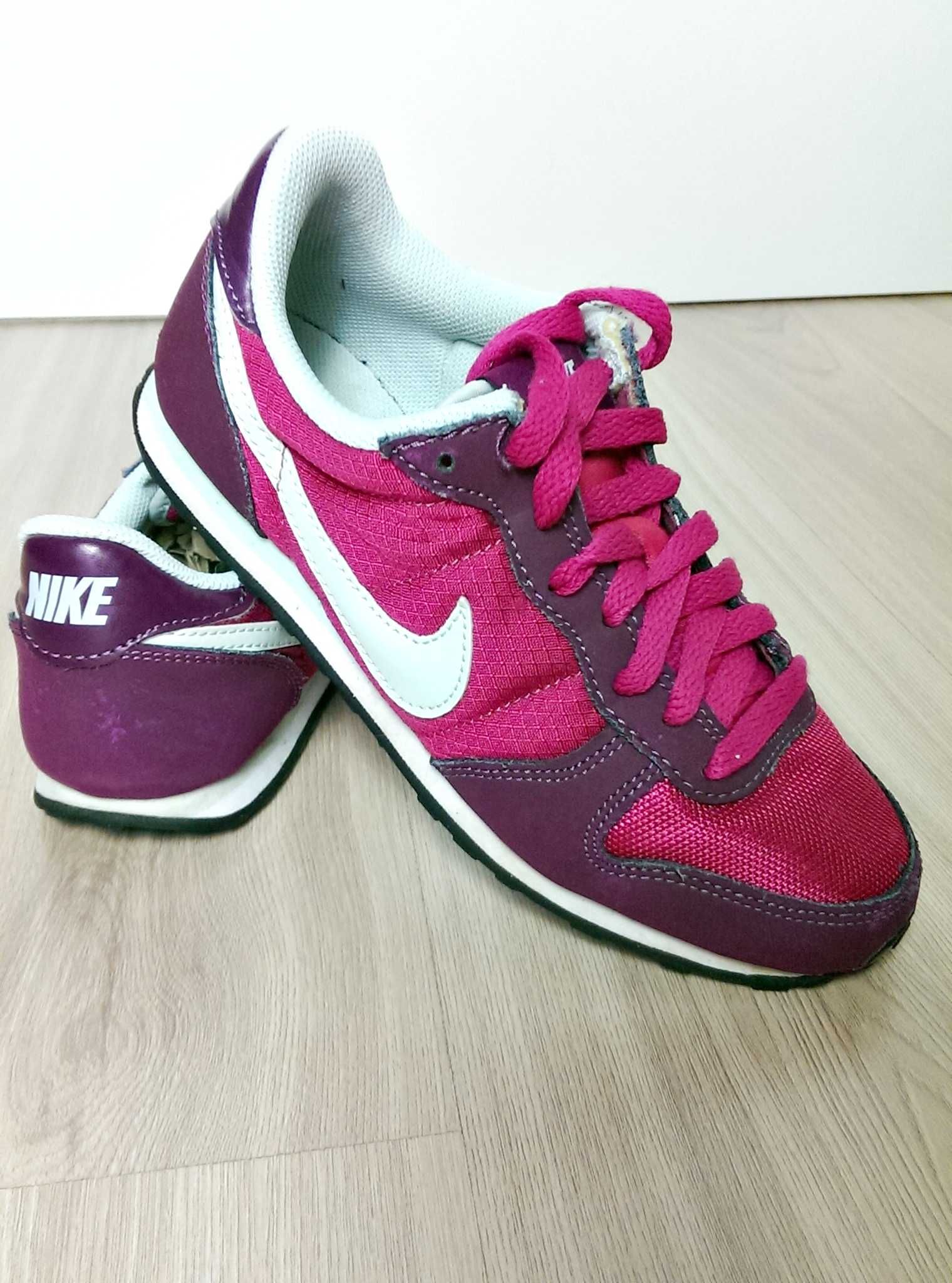 Buty Nike Wmns Genicco 36.5 bordowe różowe fioletowe damskie