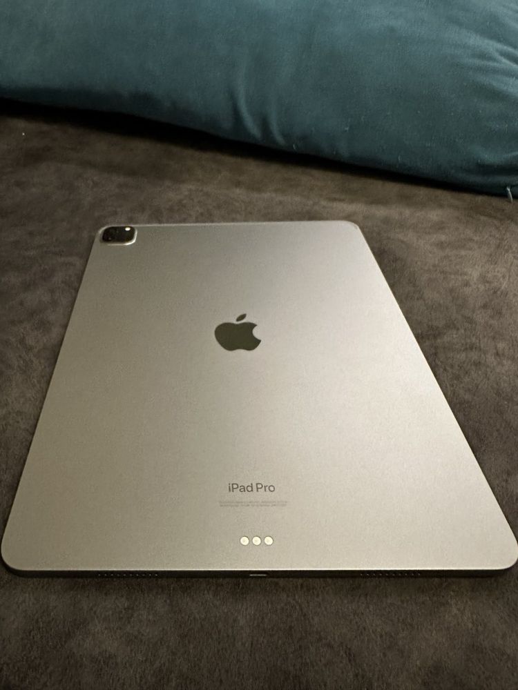 Ipad Pro 6, 12.9 2022 space gray 256GB Wi-Fi