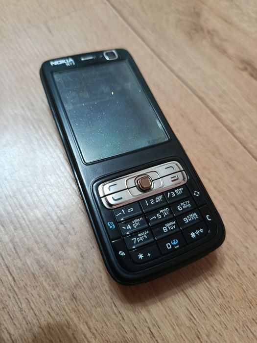 Телефон Nokia N73
