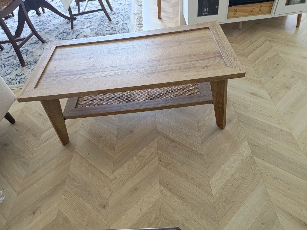 Mesa de centro madeira e rattan / palhinha