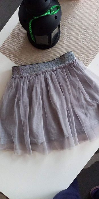 Tiulowa szara spodniczka 116