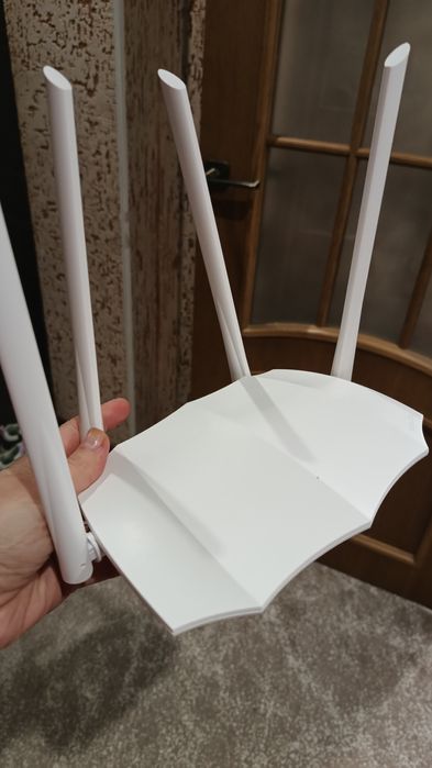 Роутер Tenda вайфай