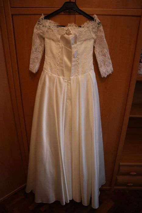 Свадебное платье, Весільна сукня