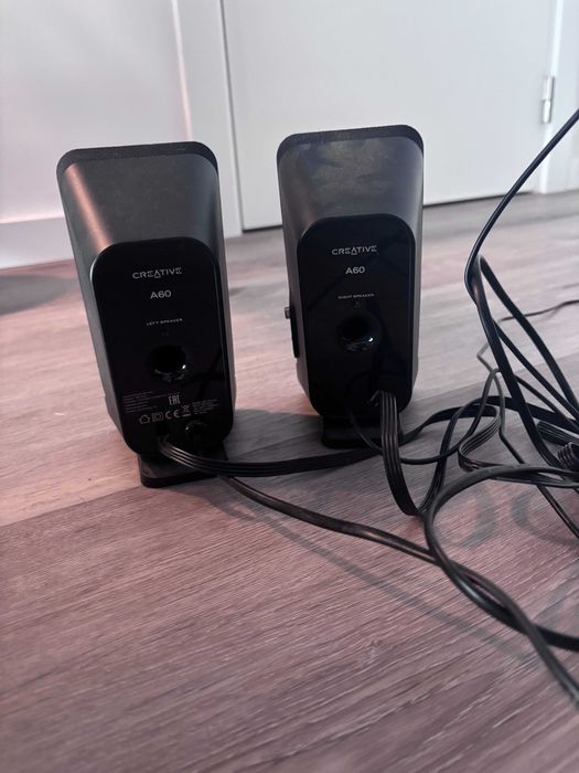 Colunas Creative A60