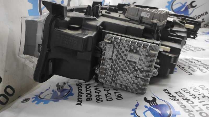 фара правая bmw f34  LCI рестайл лед черная в наличии правая