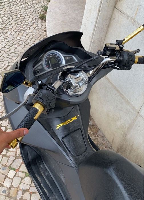 Pcx 125 ano2015 em um otimo estado