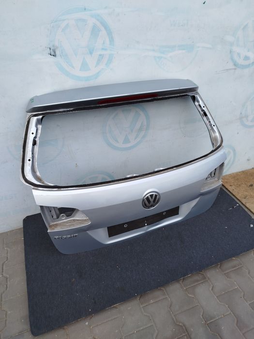 Ляда, кришка багажника Passat B7 Європа Універсал