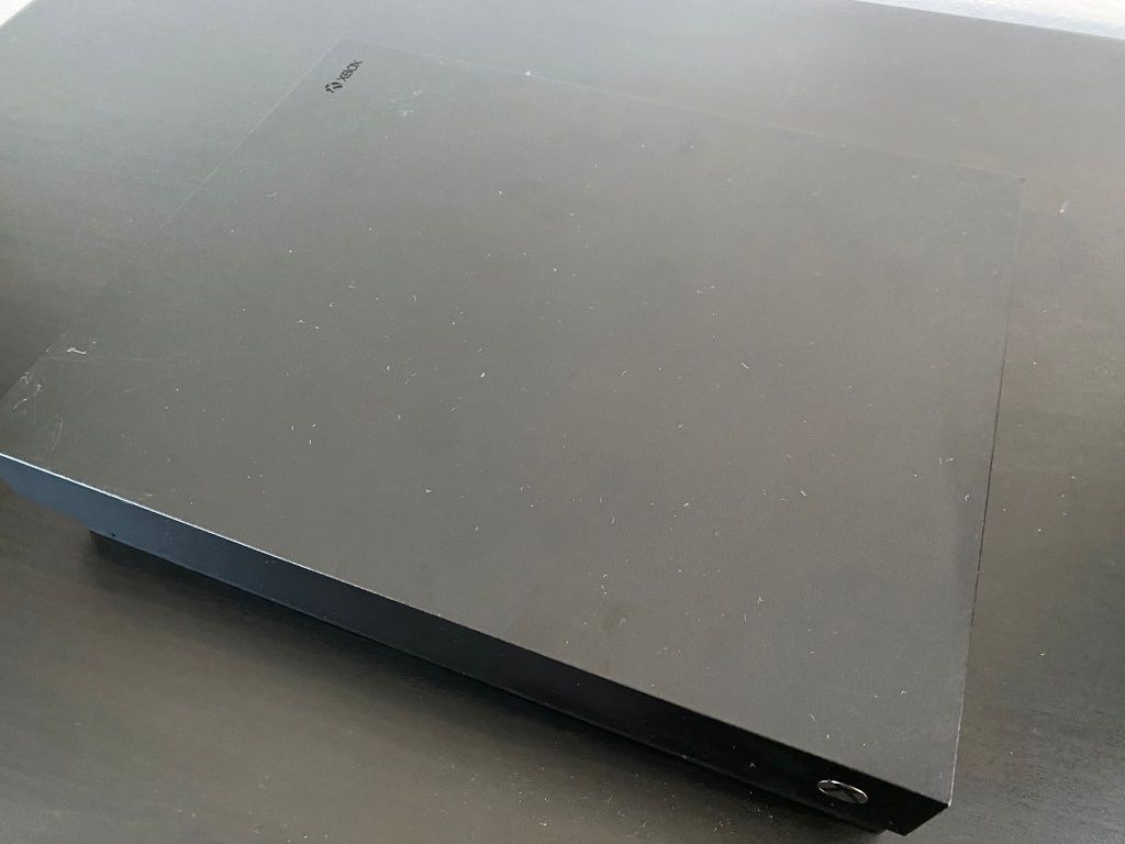Consola XBOX One X