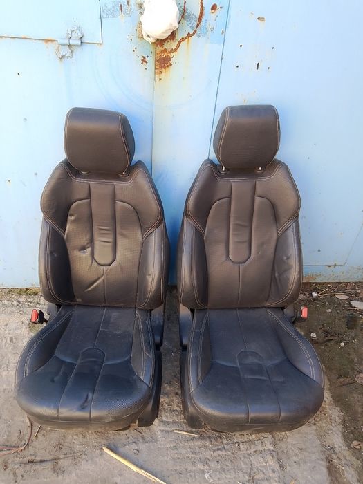 Продам кожаные сиденье