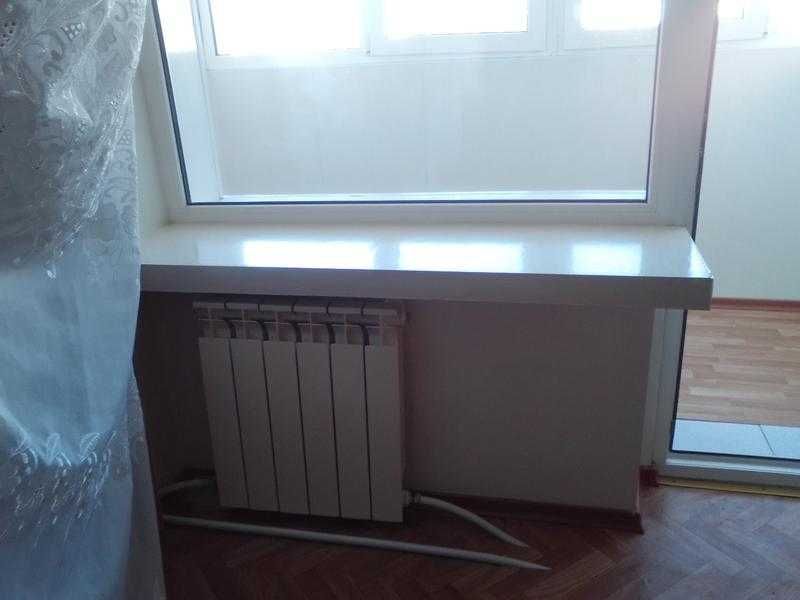 2-х комнатную квартиру по ул .Соборности  продаю в центре Вознесенска.
