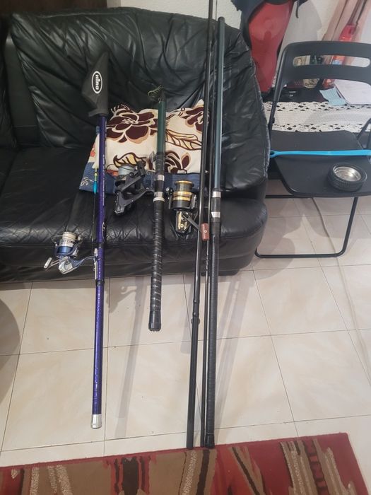 Tenho este material de pesca para vendanda .