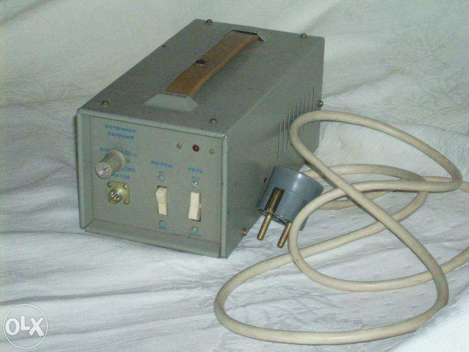 блок питанияU1=220 ; u2=17 , 27 В ; Jh>=3A 
КОЛИЧЕСТВО 5 шт