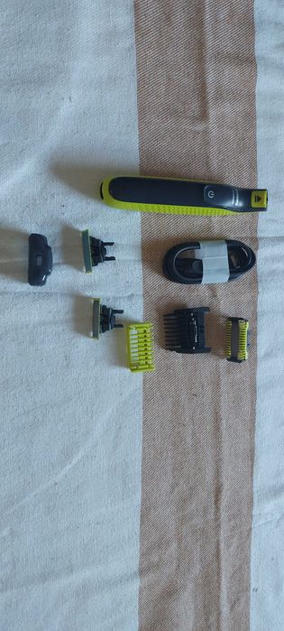 PHILIPS OneBlad QP2824