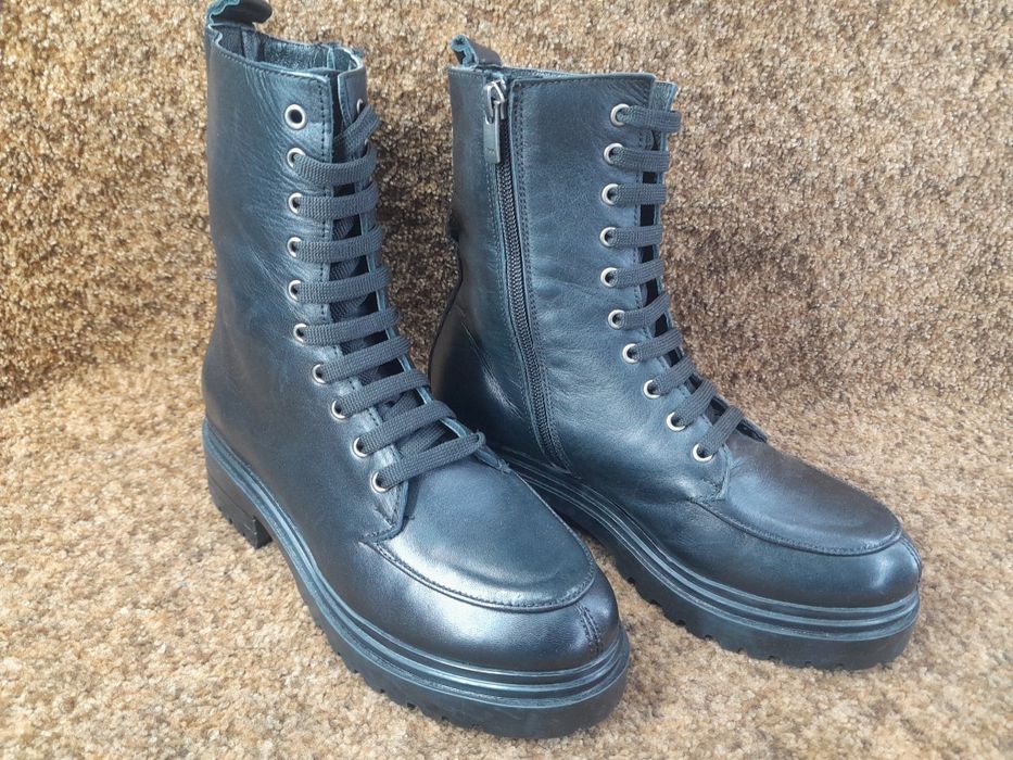 Черевики,ботінки жіночі шкіра Deabused 36,35 розмір.