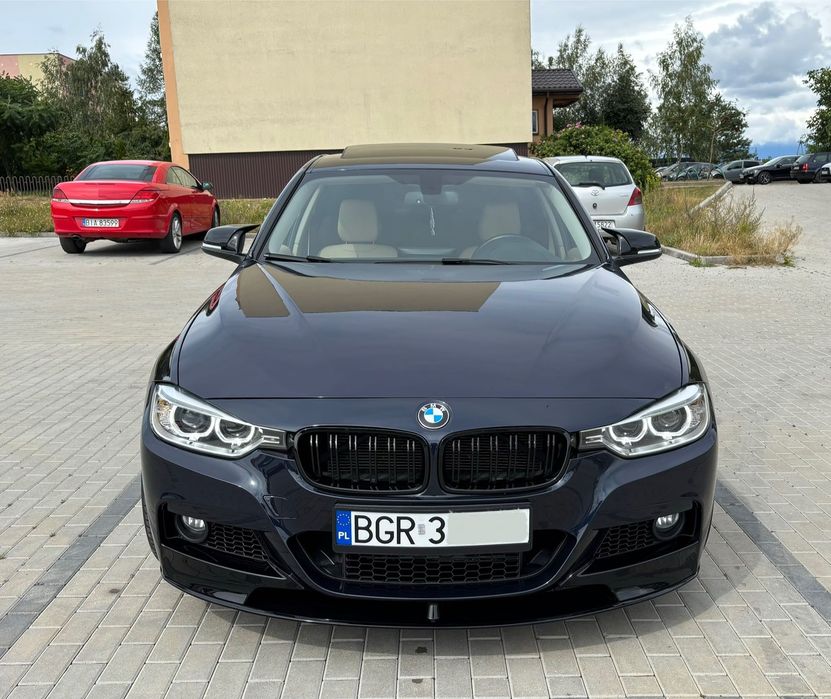 BMW F30 328xi M-pakiet 245KM Adaptacyjny Bi-Xenon Duza Navi Szyberdach