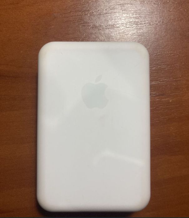 Павербанк Apple MagSafe 10.000 MAh