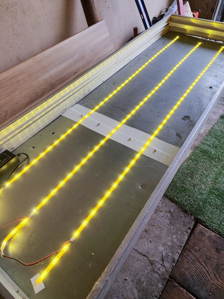 Plafon reklamowy  LED z czujnikiem zmierzchu