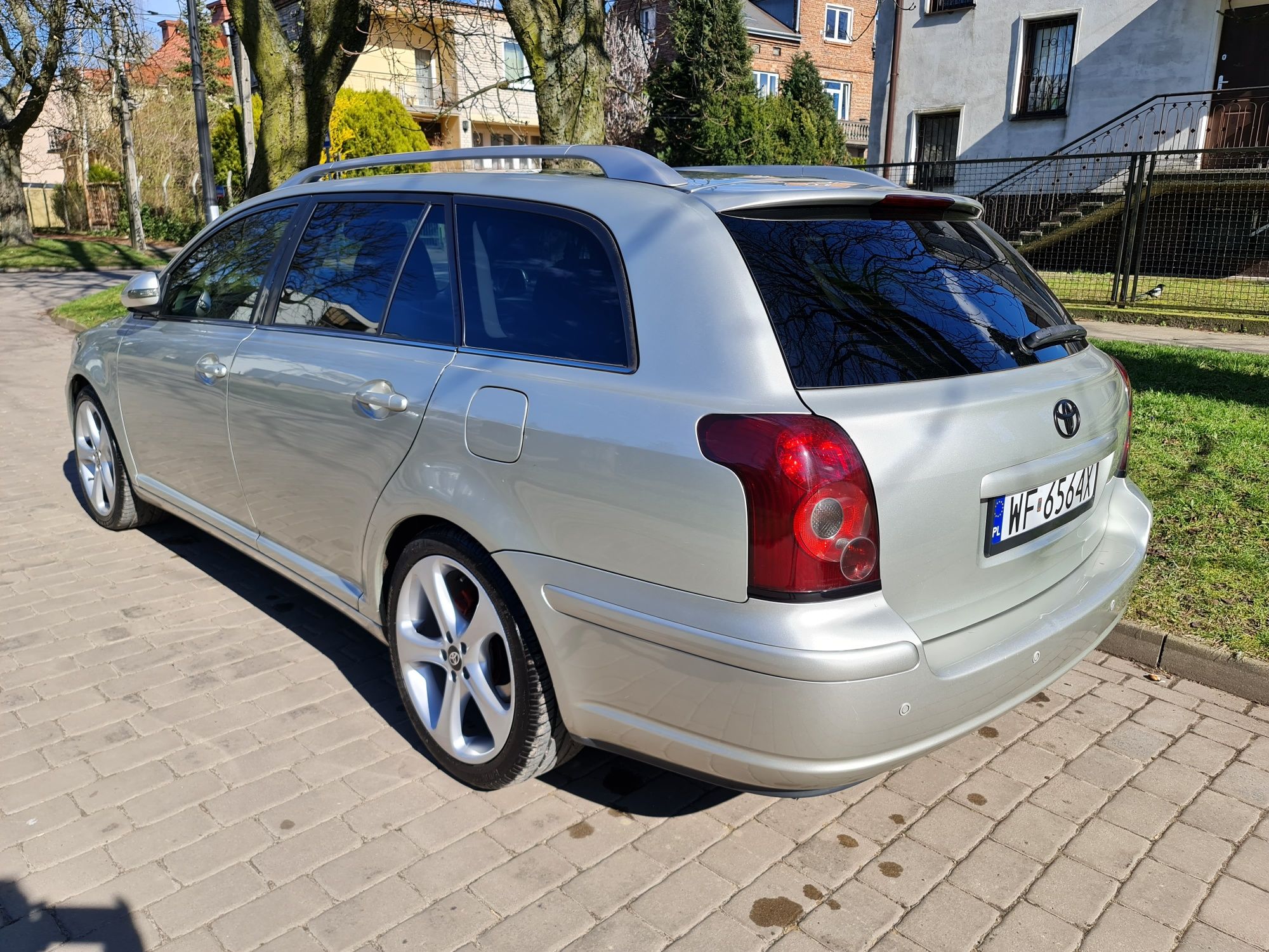 Toyota Avensis T25 kombi lift 2.0 vvt-i