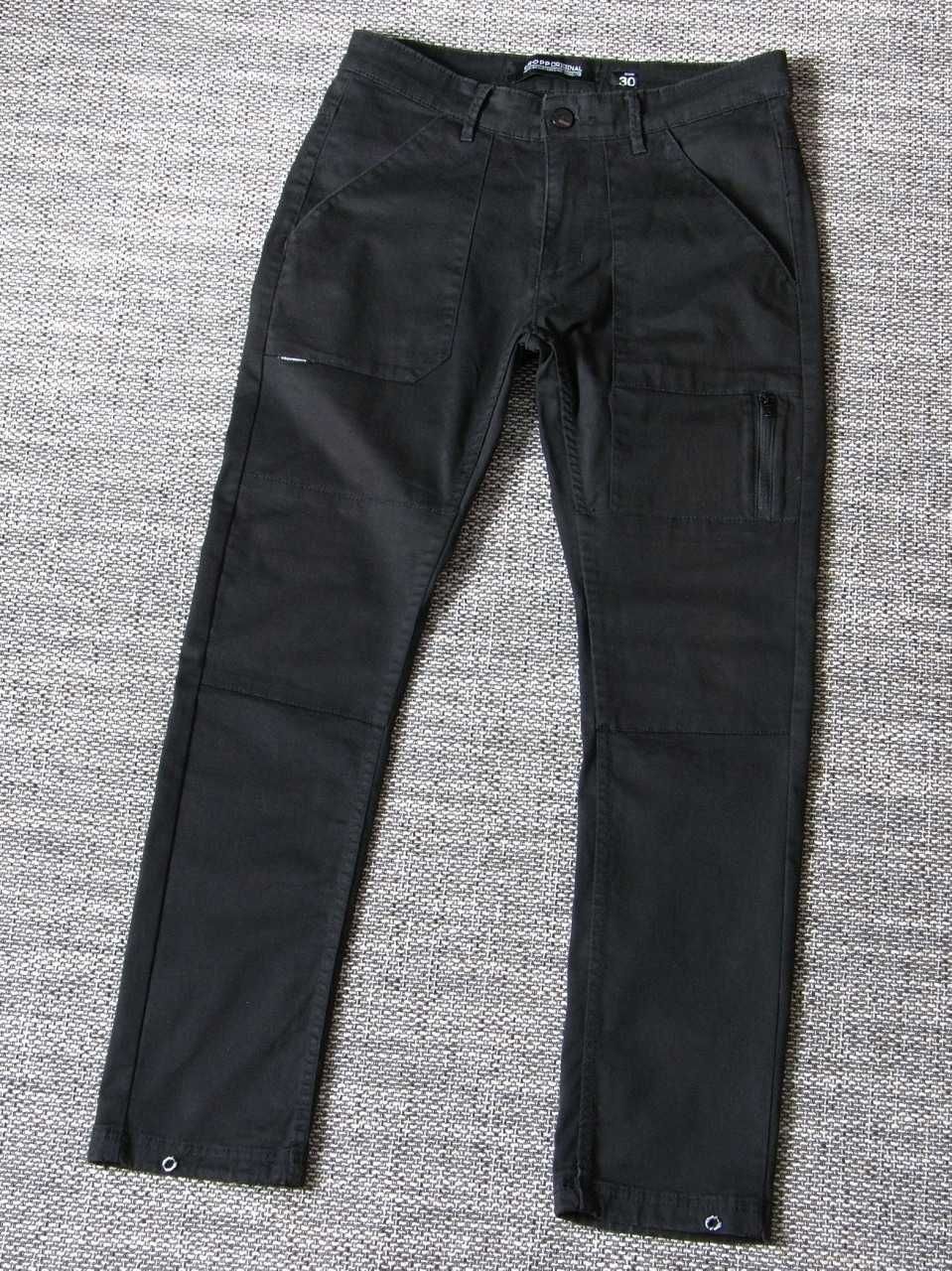 Spodnie Cropp rozmiar 30 slim streetwear workwear