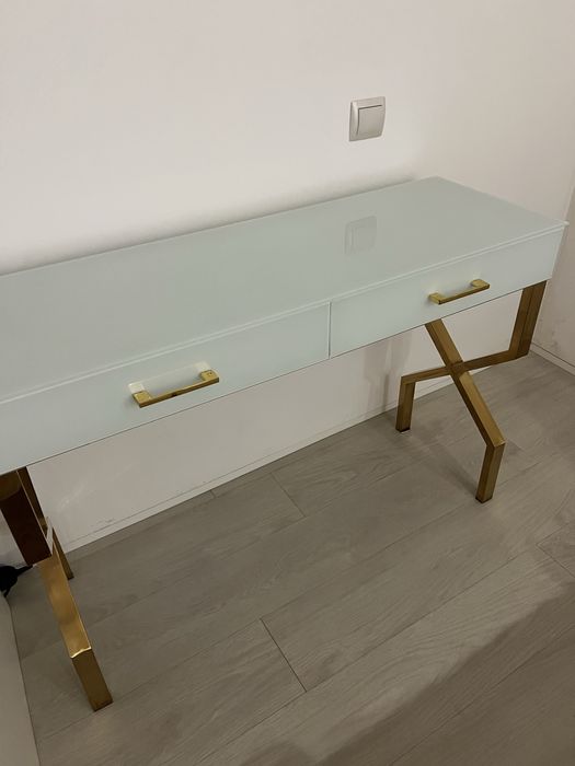 Consola de entrada da best design