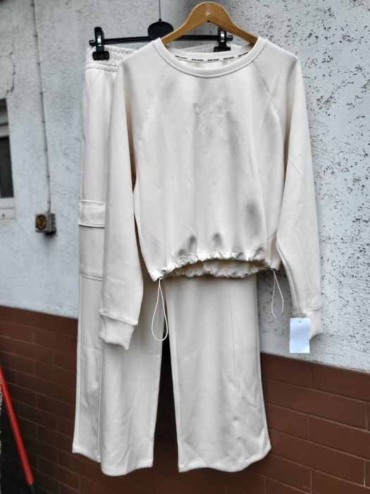 DKNY костюм,штани,світшот р.М