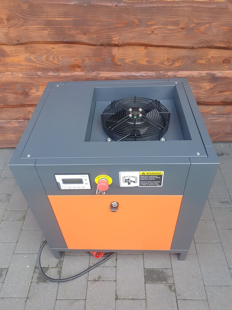 Kompresor śrubowy HQ-5 SE ( FALOWNIK )