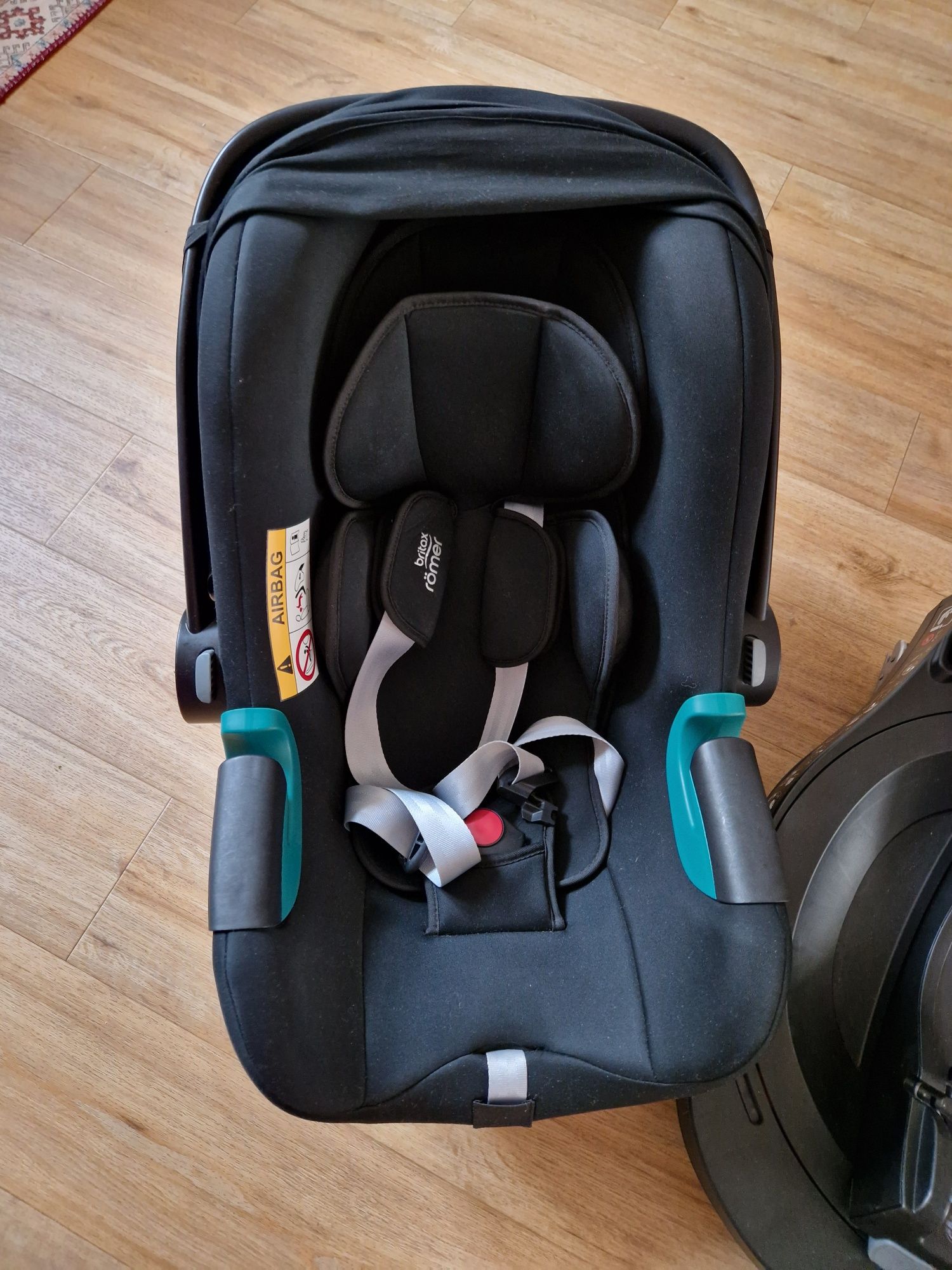 Britax Römer BABY-SAFE 3 i-SIZE fotelik z bazą