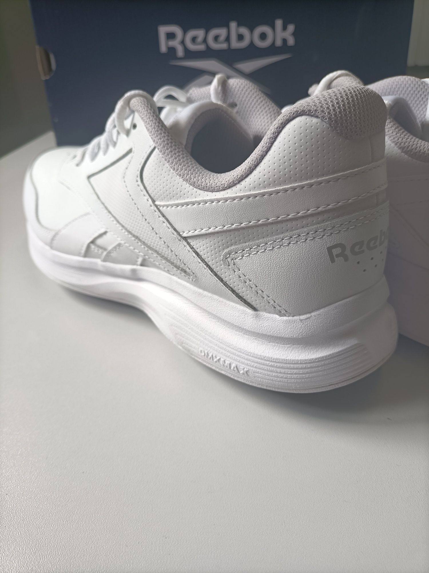 Reebok walk ultra 7 DMX max 42