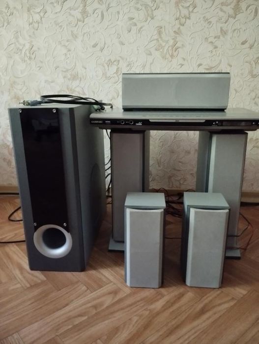 Домашний кинотеатр