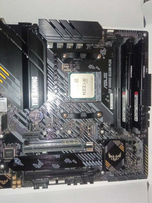 Комплект Ryzen 5700x + B550M Asus TUF + 16GB RAM Kingston