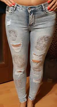 Extra jeansy czachy cyrkonie M Sara S