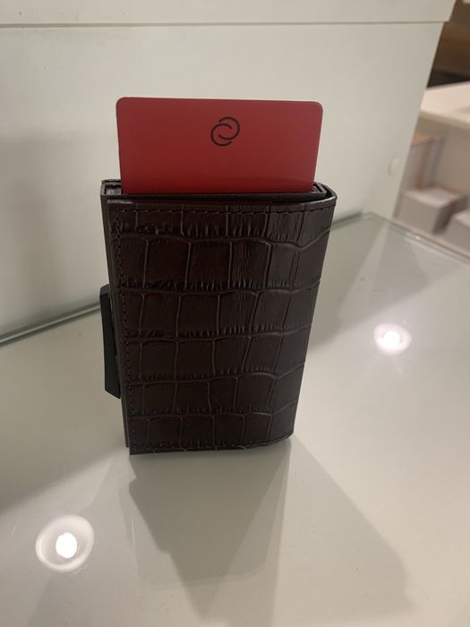 Ogon smart wallet nova