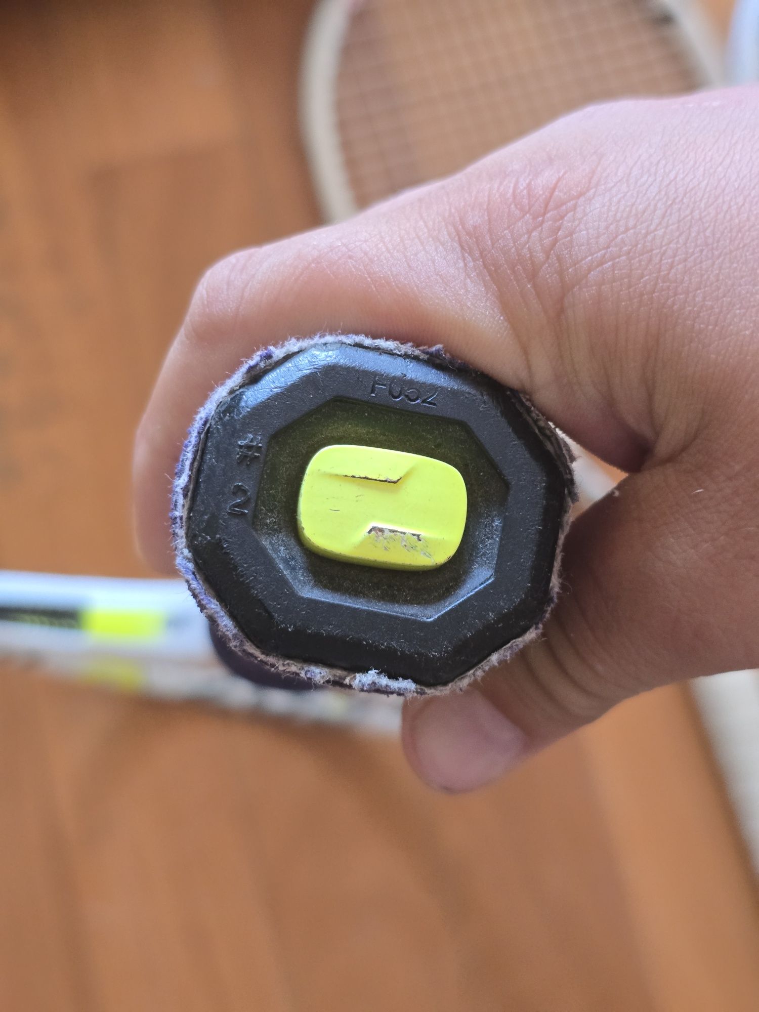 Raquete de tênis pouco usada. Saco para ténis