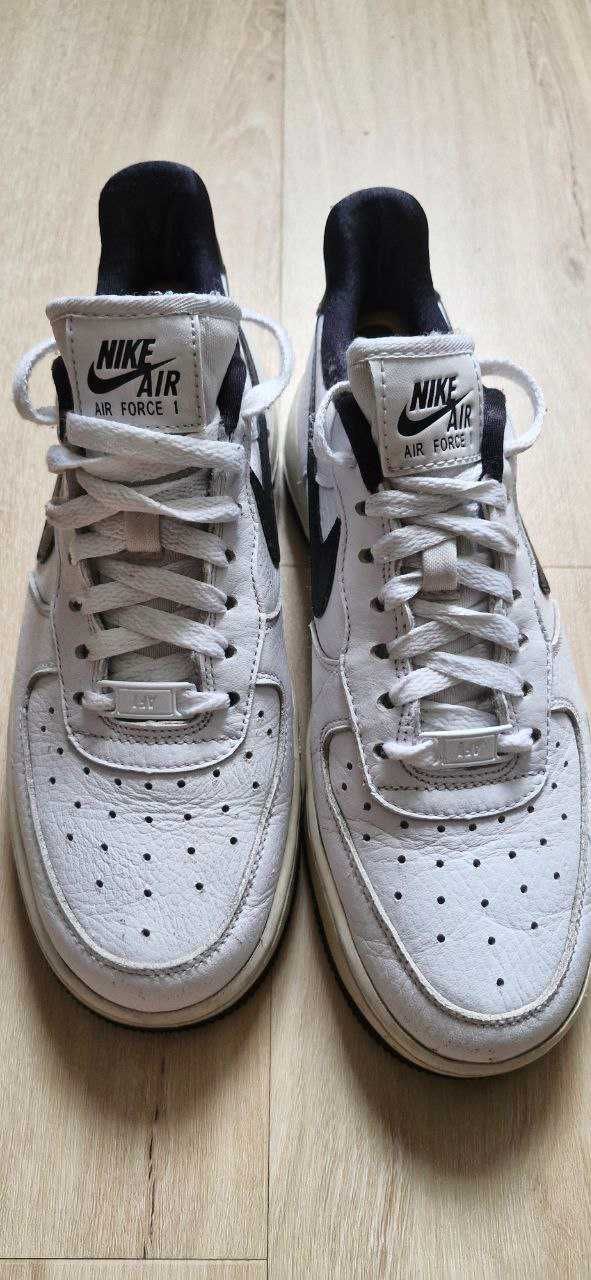 Кросівки Nike Air Force  39 розмір