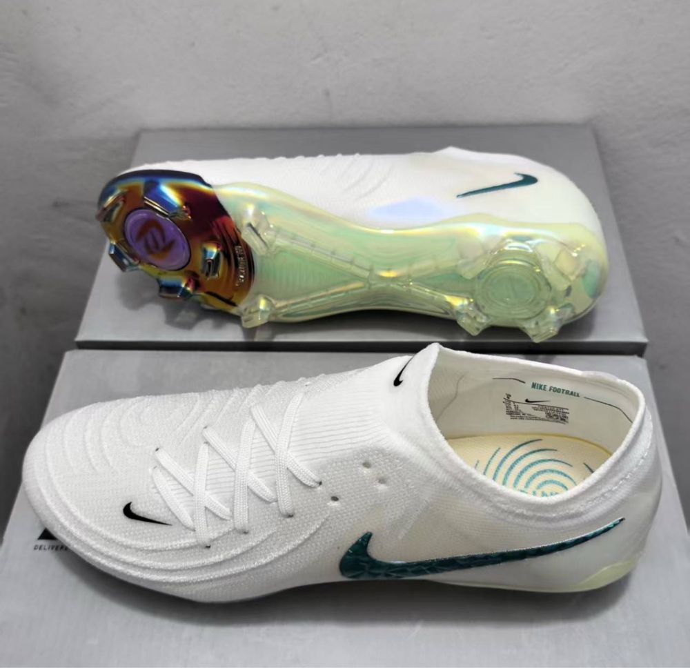 Nike phantom
