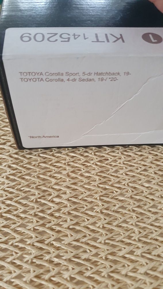 Kit Thule 145209 Toyota Corolla após 2019