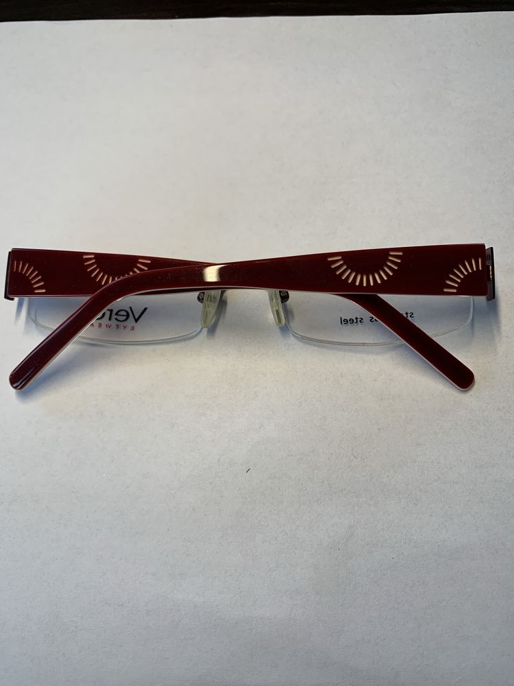Nowe oprawki , okulary korekcyjne Verdi