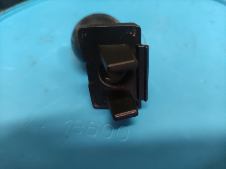 RAM Mount adapter do szybkiego montażu echosondy Lowrance