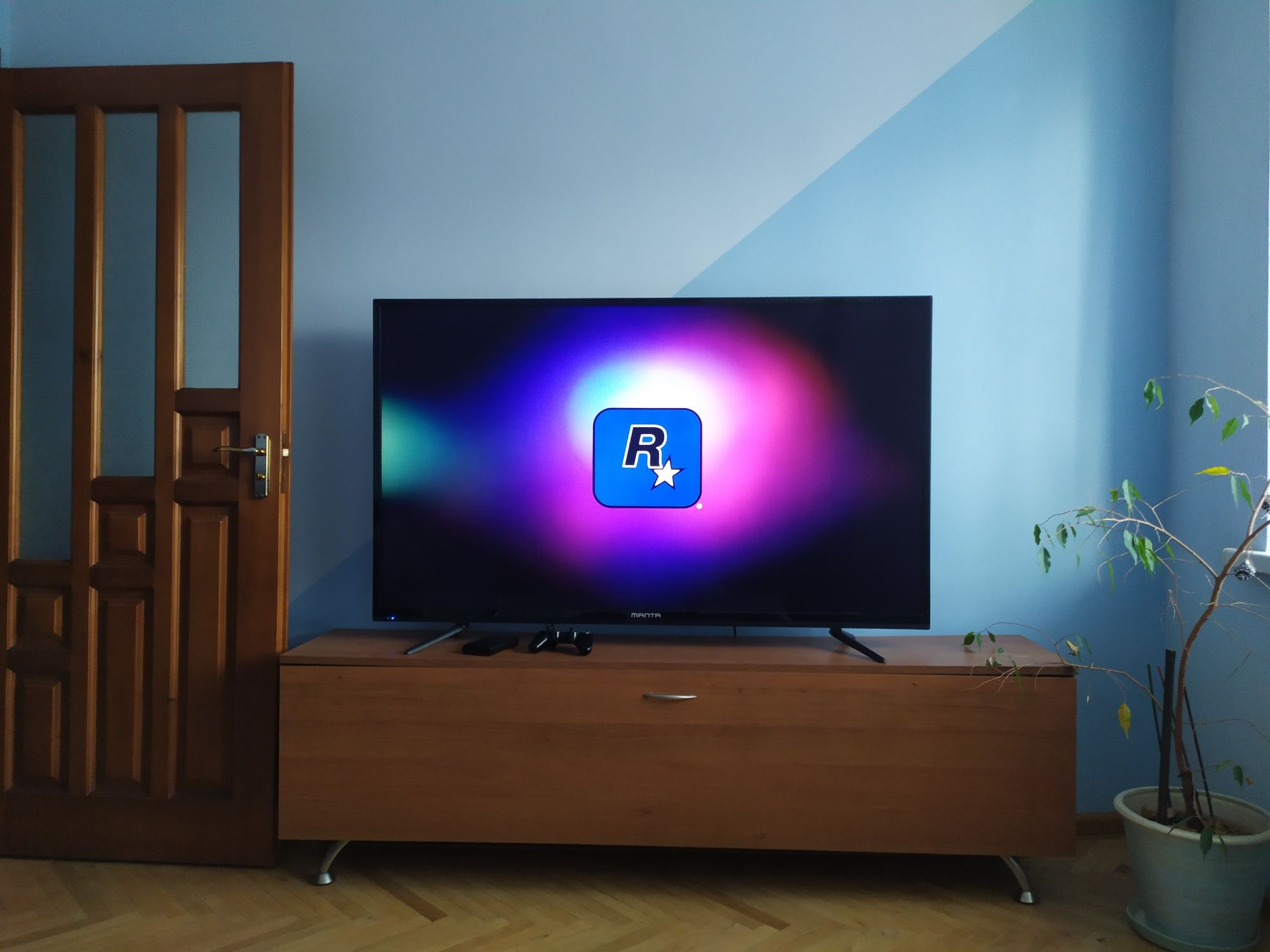 Телевізор 60 дюймів Ultra HD