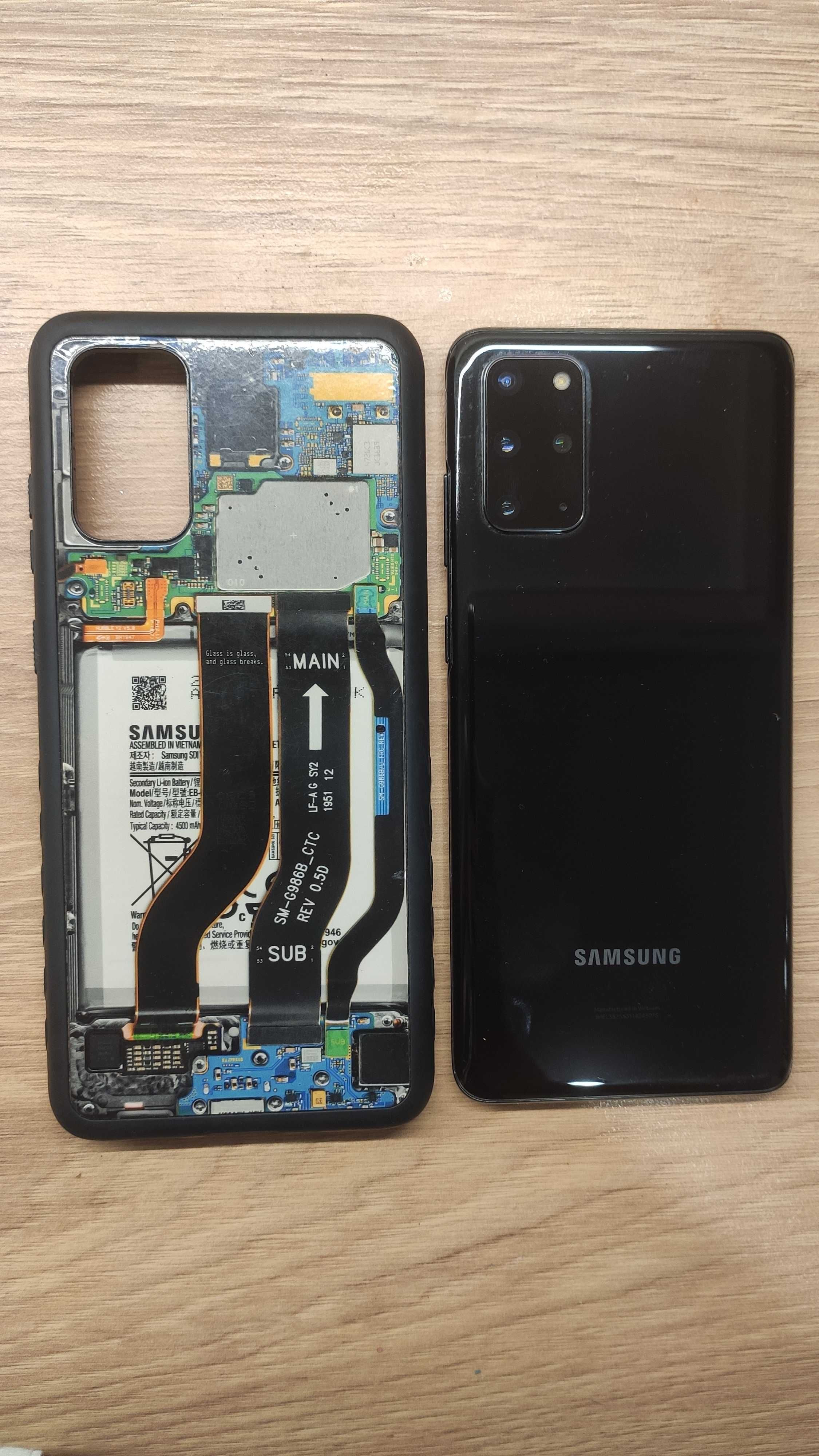 Samsung S20+ 12/512 Гб, из США на Snapdragon + Премиум Чехол DBrand