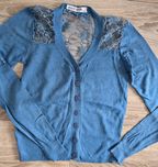 Sweter z dzianiny z koronką M