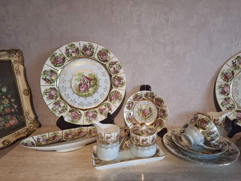 трехъярусная подставка для торта