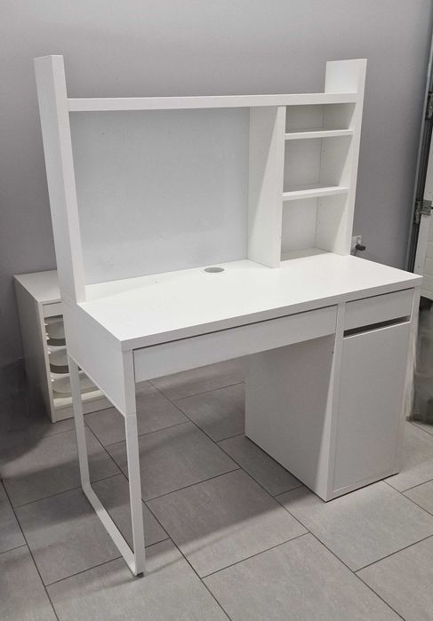 Biurko+krzeslo ikea